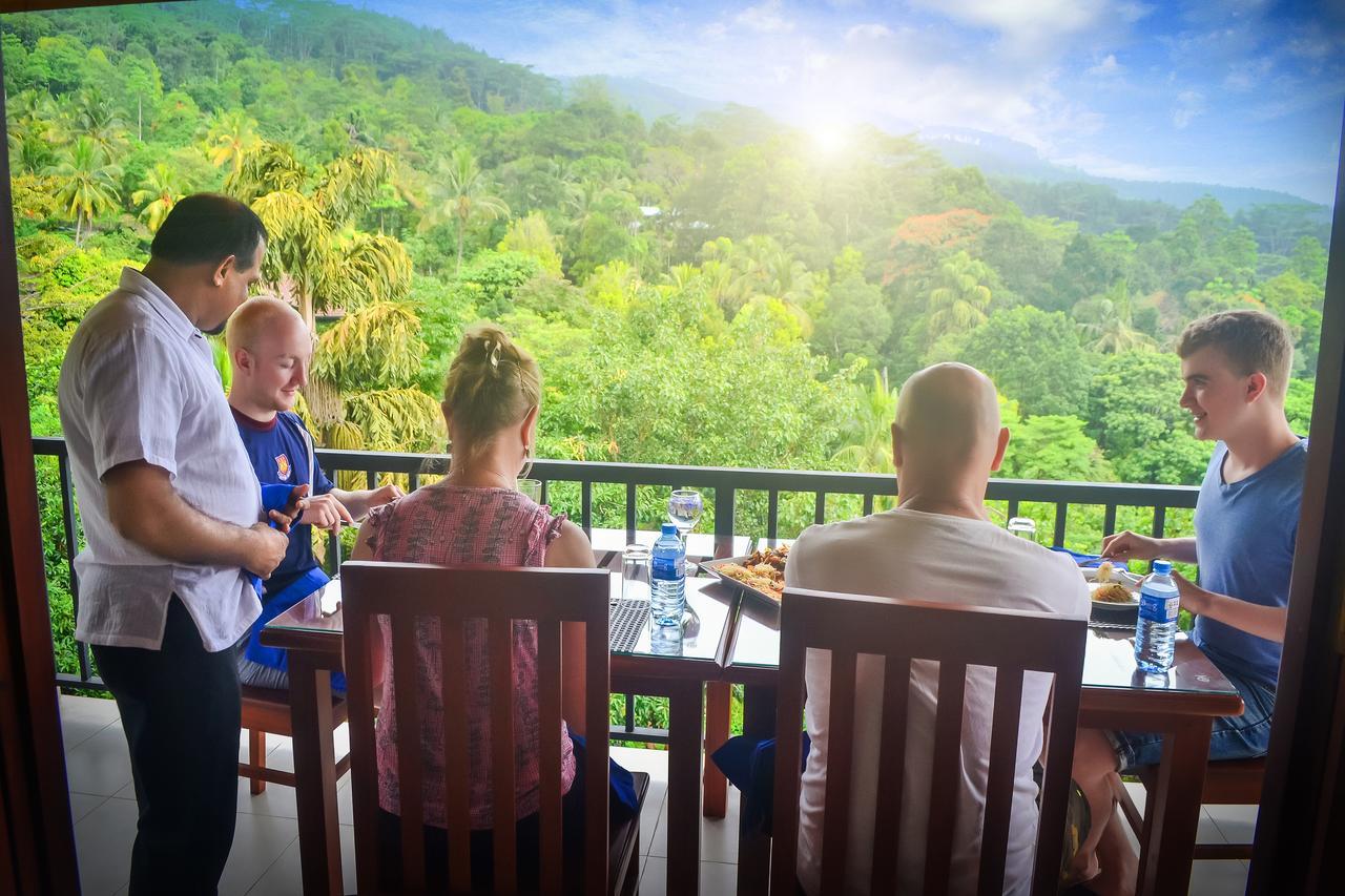 Hotel The Grand Hills Kandy Exterior foto