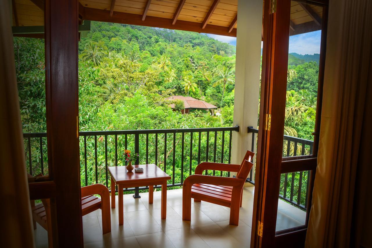 Hotel The Grand Hills Kandy Exterior foto