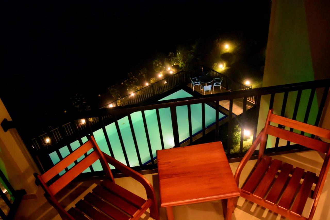 Hotel The Grand Hills Kandy Exterior foto
